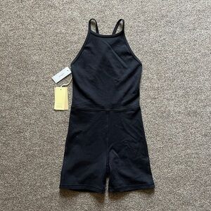 NWT Wilfred Free Leila Racerback Romper Activewear Unitard Black 5” Inseam 2XS